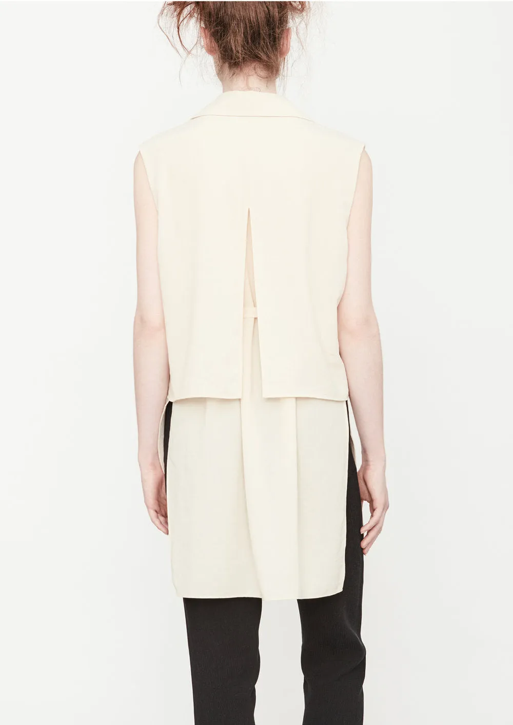 BLOUSE SLEEVELESS CREME