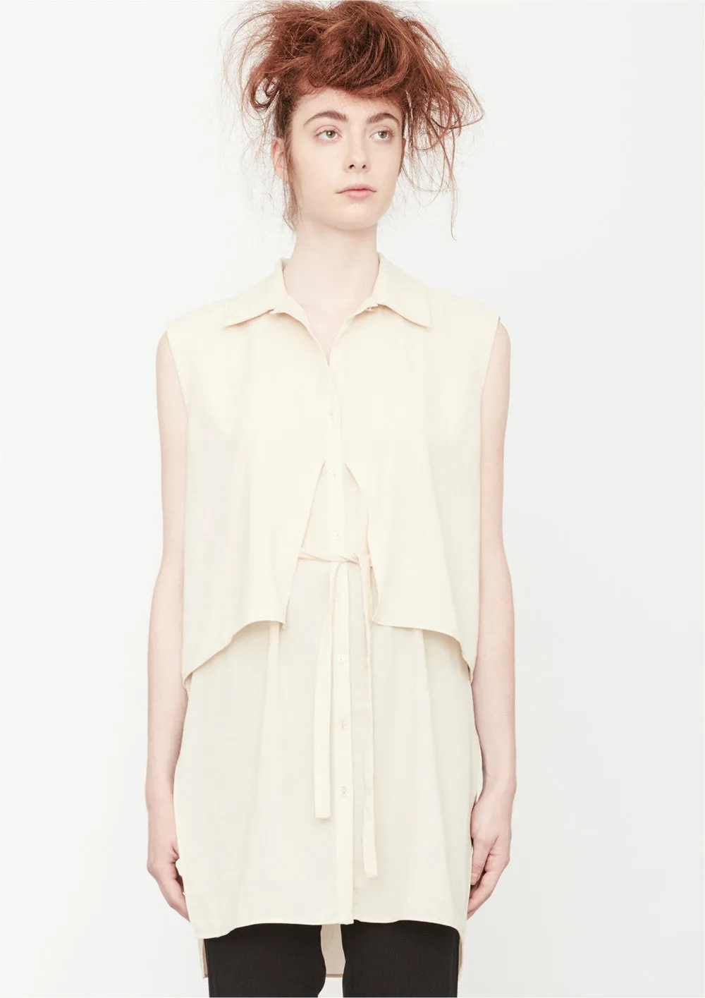 BLOUSE SLEEVELESS CREME