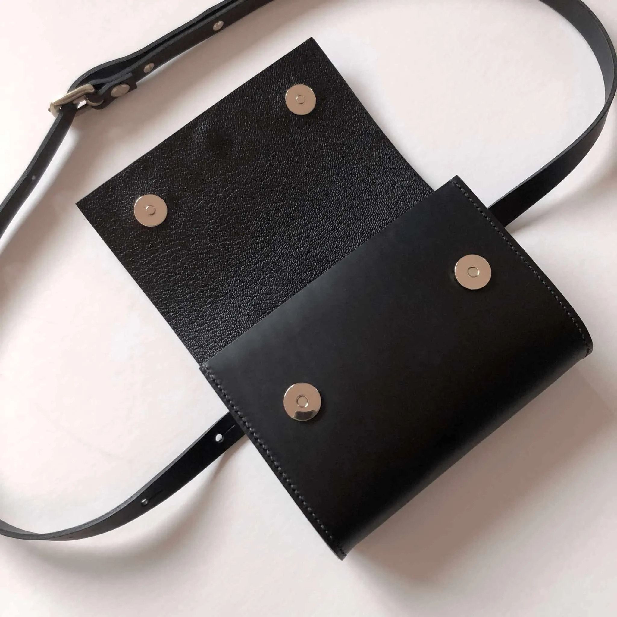 Sedna Black Leather Multi-Way Waist Bag